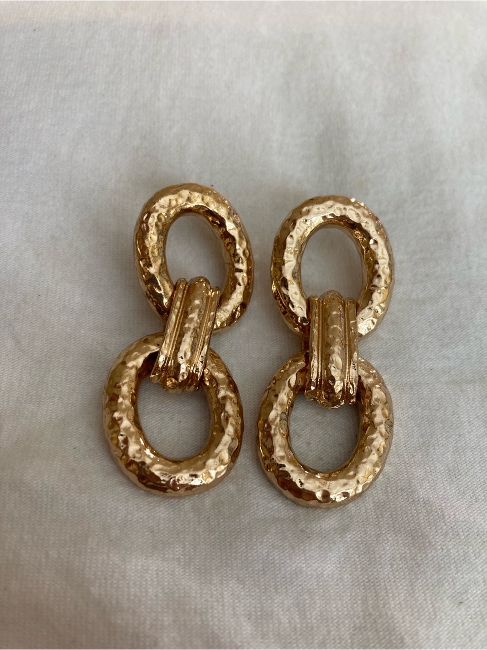 Textured Double Rings Vintage Chain Link Pierced Earrings - Picture 2 of 5